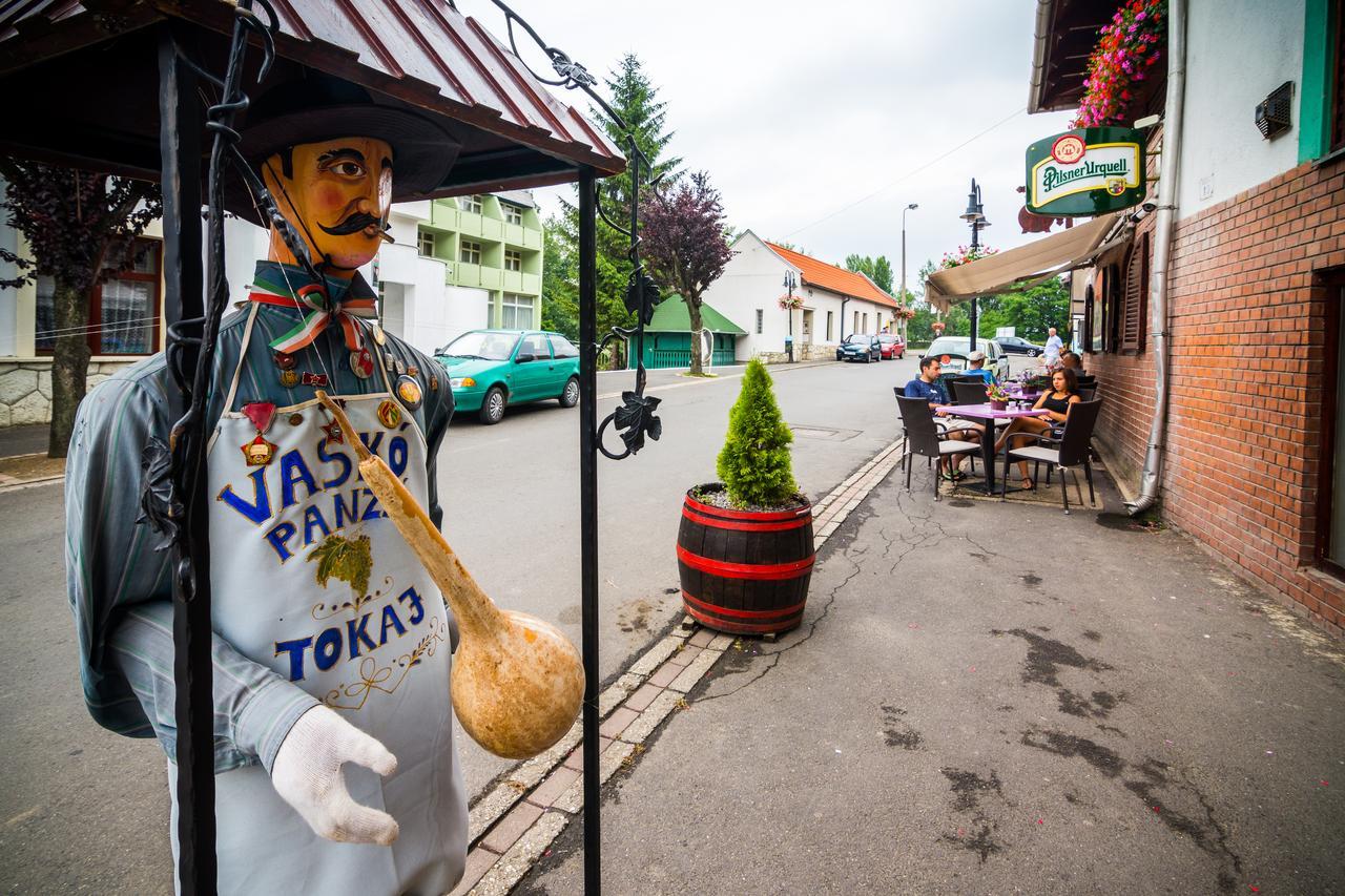 Vasko Panzio Borpince Bed & Breakfast โทไก ภายนอก รูปภาพ
